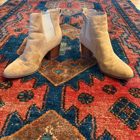 J.Crew Rory Tan Microsuede Heeled Ankle Boots Booties size 8 - Picture 1 of 4